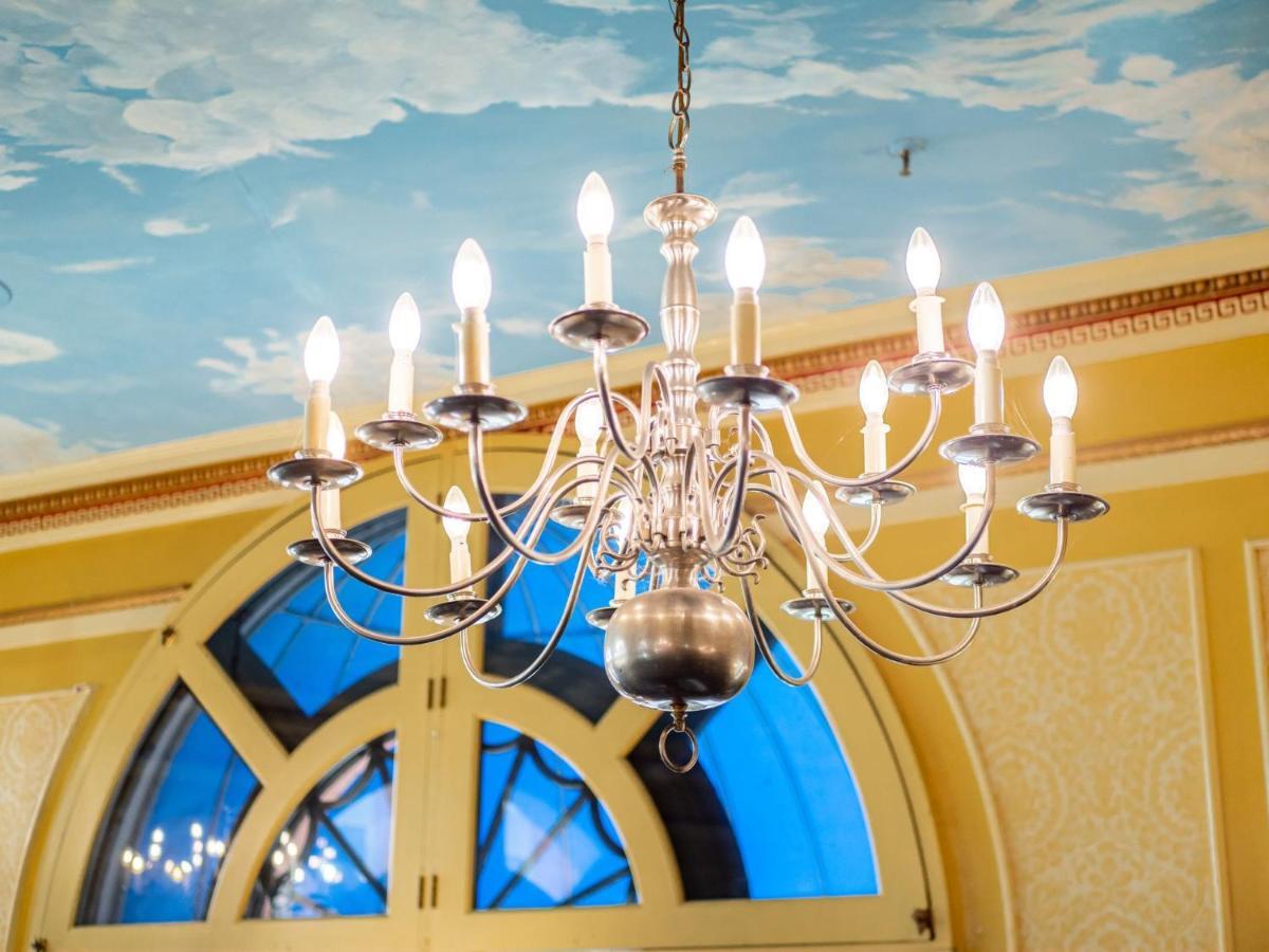 Lafayette Hotel Marietta Bagian luar foto
