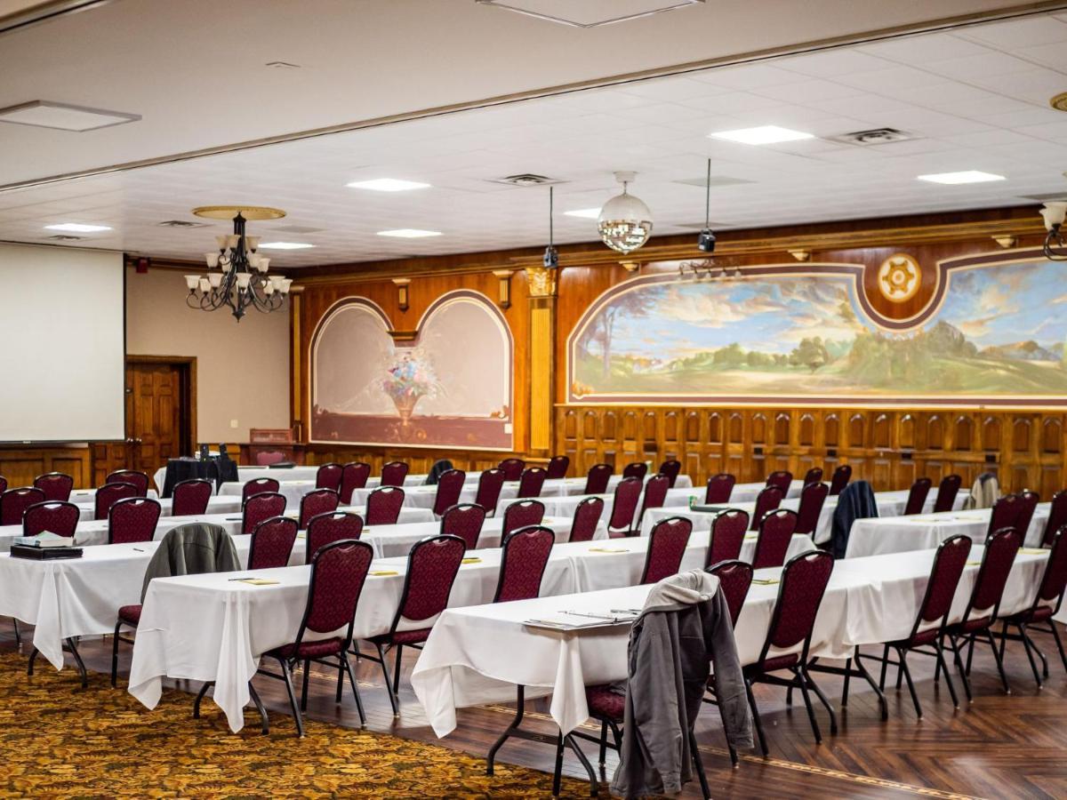 Lafayette Hotel Marietta Bagian luar foto